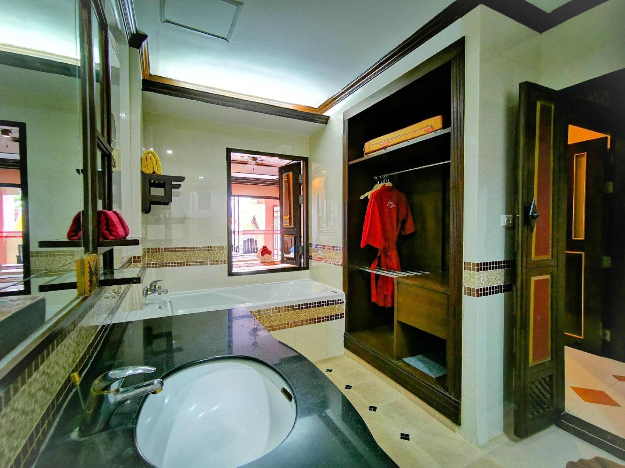 Ayodhaya Palace Beach Resort - Sha Plus Certified Ao Nang Kültér fotó